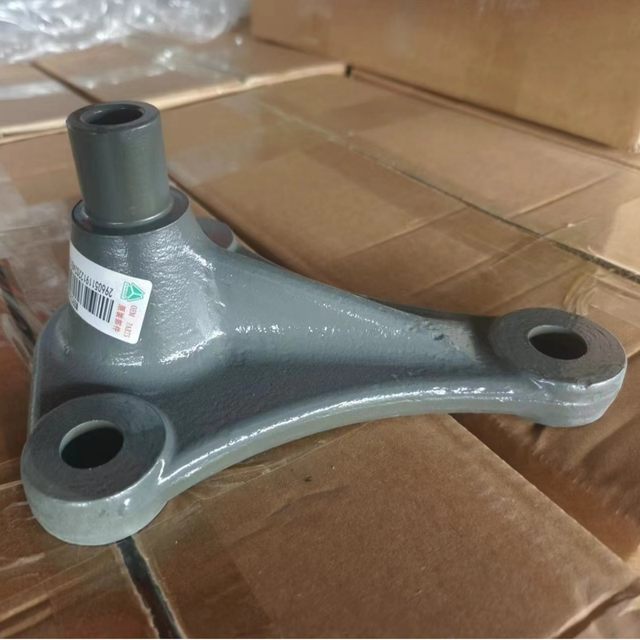 Applicable to the lower support of heavy-duty flip cylinder WG9525820136