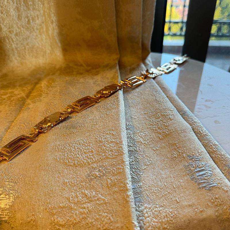 2025新款奶茶色窗帘高经密浮雕法式窗帘布奶白色金丝叶子服装面料,淘宝优惠券,粉丝福利购,淘宝优惠卷