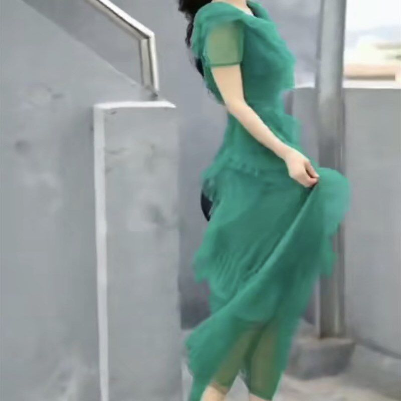 精致感女人味时h尚连衣裙2023年夏季新款方领设计感雪纺蛋糕裙长