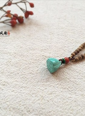 天然原石湖北原矿绿松石高t瓷绿伴生雕刻小莲蓬吊坠锁骨链女款项