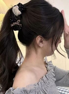 超萌学院风小熊香蕉夹