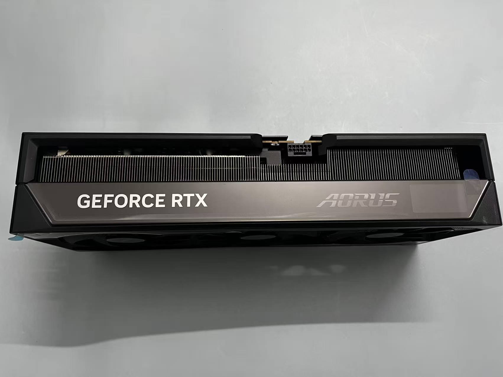 技嘉AORUS RTX5090超级雕显卡散热器,DIY手办、摆件、模型、展示