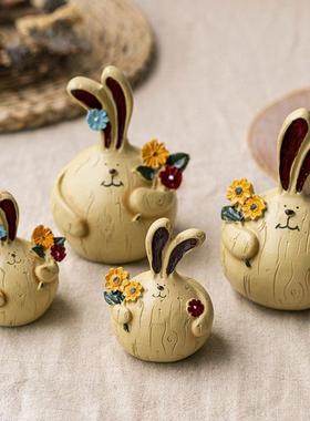 新款装饰礼品兔子摆件大蒜兔子家居树脂工艺品办公室桌面车饰摆件