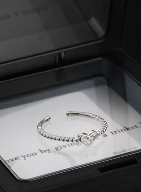 S925纯银镀白金轻奢气质心形指环女简约镶钻爱心可调节指关节