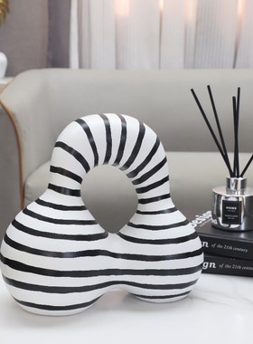 欧式轻奢黑白条纹几何树脂摆件y客厅玄关电视柜样板房家居软装饰