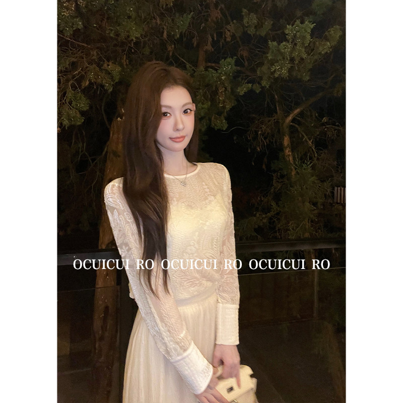 CUICUI崔崔【晨雾礼颂】"温柔浮花绘"法式丝绒蕾丝烧花上衣半身裙,淘宝优惠券,粉丝福利购,淘宝优惠卷