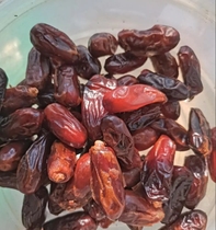Iraq imports gold Coconut Dates UAE Imports Black Coconut Dates Double Delicious As You Choose