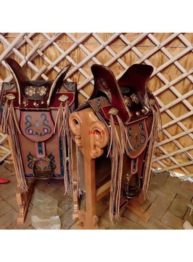 蒙古仿真马鞍子摆件吉祥红马鞍工艺品仿古鎏N金红马鞍蒙古包装饰