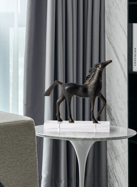 Rzone 现代简约n新中式抽象金属马样板房间售楼处玄关茶几桌面摆