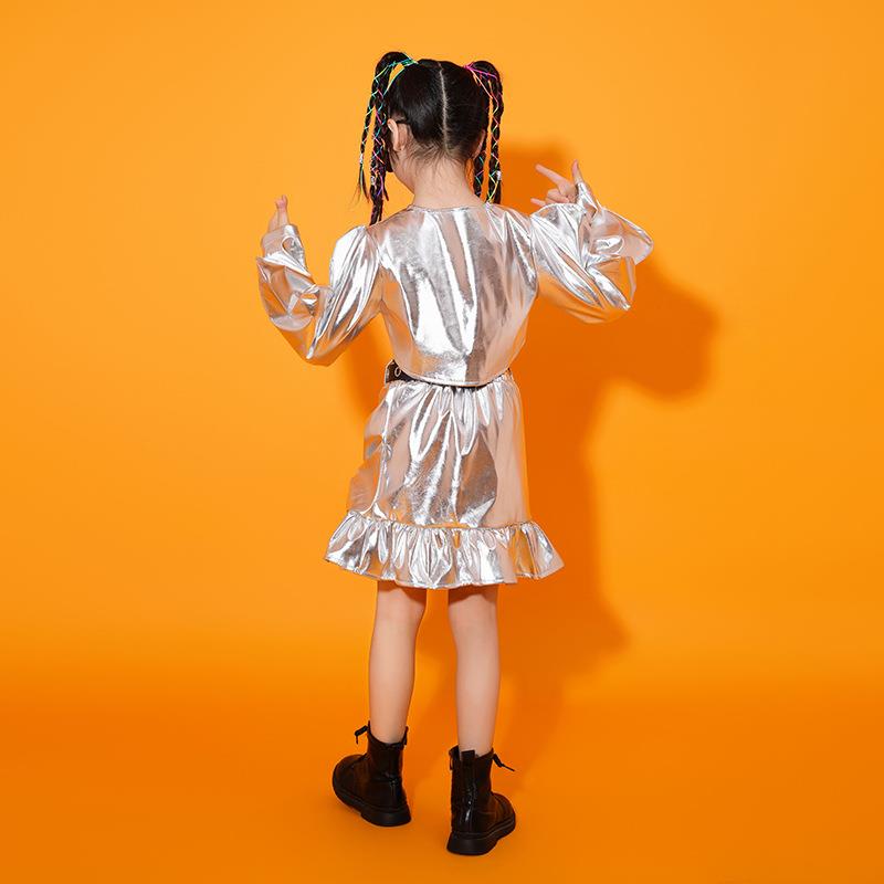 女童模特走秀潮装科技感时装儿童爵士舞服装演出服街舞t台套装酷