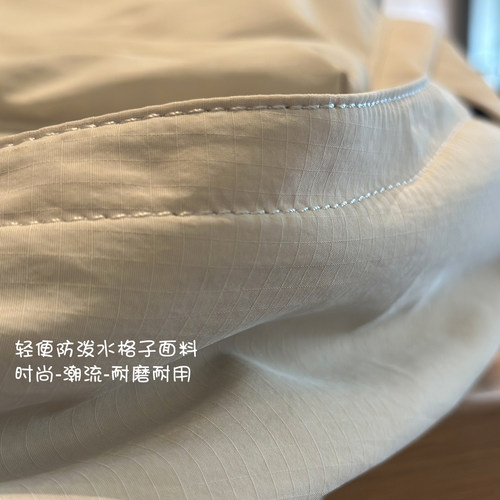 大容量双肩包女背包大中学生书包男百搭轻便户外旅行包网红爆款 - 图3