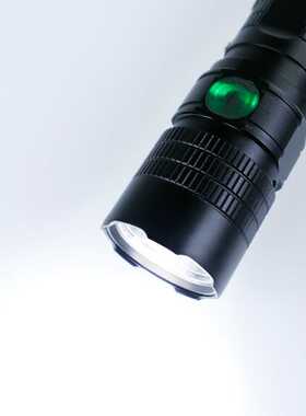 现货电筒LED强光笔夹手电筒户外骑行登山登山USB充电变焦手电筒