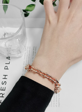 美己t家小号光面U形链环手链