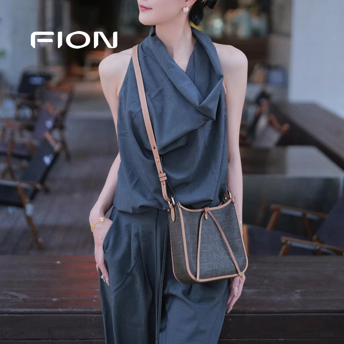 Fion/菲安妮女包2025新款老花马鞍包通勤单肩斜挎包小众设计时尚 - 图1