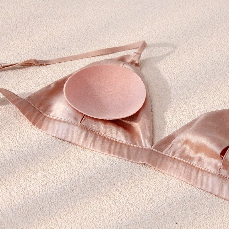 舒适真丝内衣细带桑蚕丝法式无钢圈三角杯小胸超薄文胸透气夏日本,淘宝优惠券,粉丝福利购,淘宝优惠卷