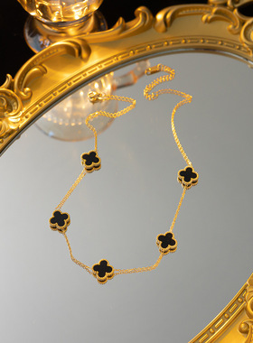 钛钢四叶草项链18K学生女简约锁骨链日韩版时尚饰品百搭吊坠