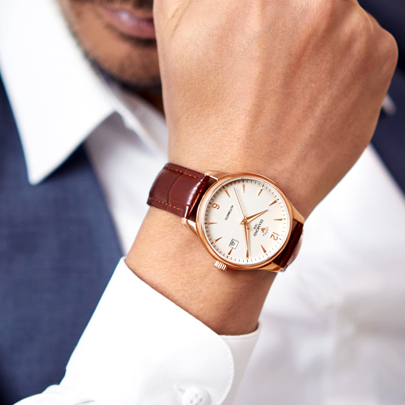  钻石国表国产腕表