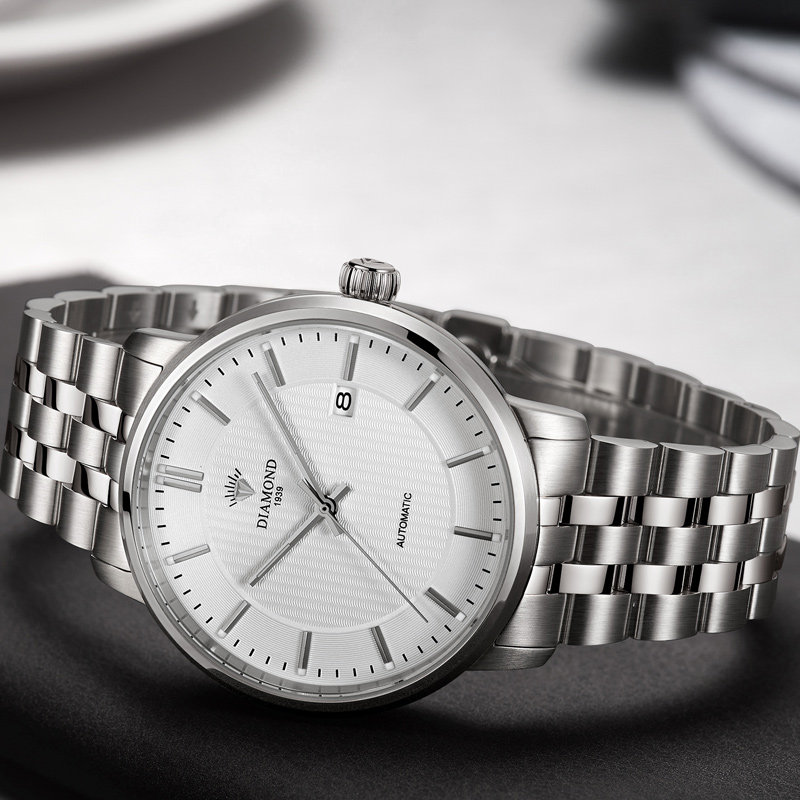  钻石国表国产腕表