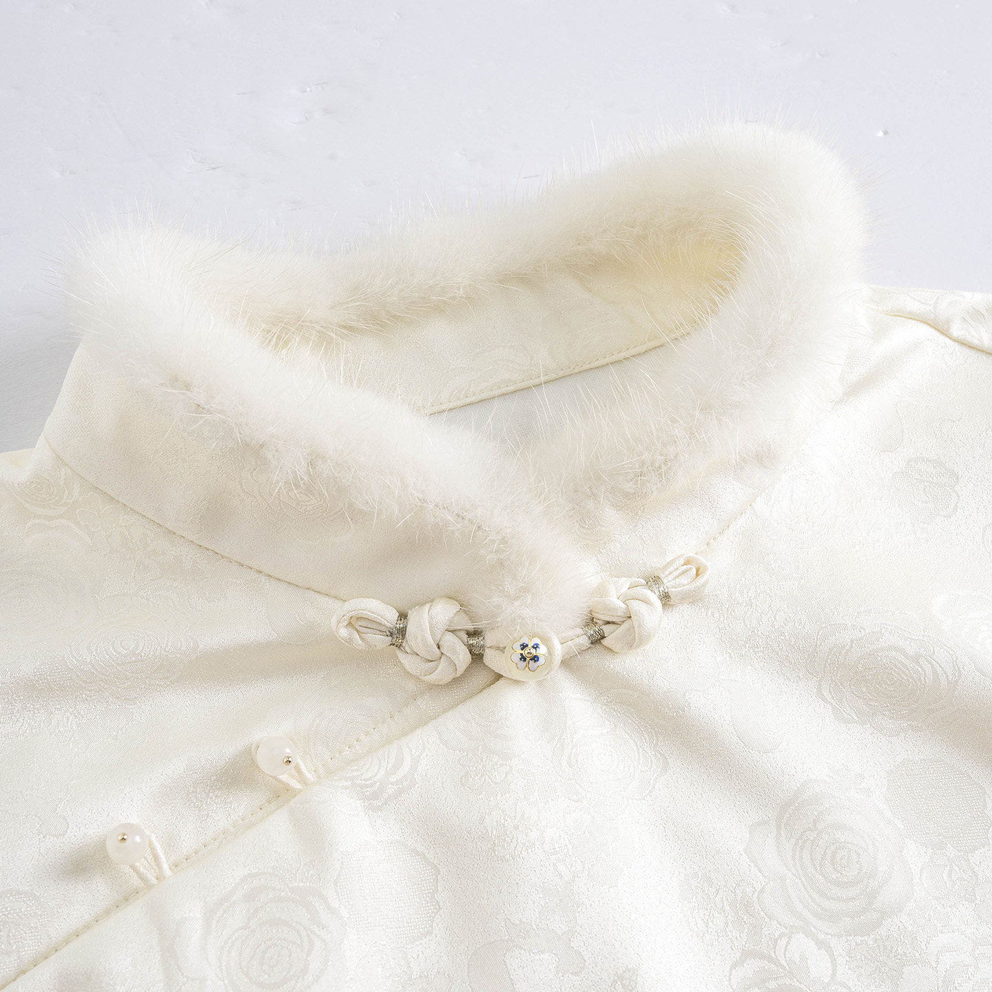 【云歌】莨西子新中式国风桑蚕真丝水貂毛立领长袖衬衫女秋冬上衣,淘宝优惠券,粉丝福利购,淘宝优惠卷