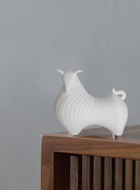 陶瓷马摆件素烧白色生肖牛现代创C意客厅家居装饰品工艺品乔迁礼