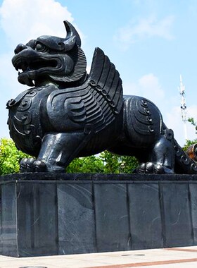 户外广场獬豸动物雕塑摆件玻璃钢仿铜法治塑像定制法W院政府装饰