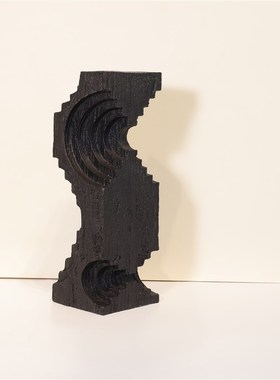 现代简约艺术白i色黑色树脂摆件样板间售楼处抽象波纹处软装饰品