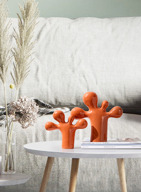 现代轻奢软装饰品样板房茶桌w几简约创意家居抽象电镀脚丫玄关摆