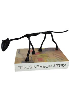 北欧式样板房客厅书房桌面金属小狗摆件N办公室软装家居艺术品