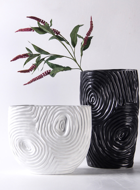 现代极简黑白螺旋k纹陶瓷花瓶摆件家居样板间酒店客厅扁形花器装