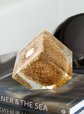 Rzone 轻奢几何实心方块琥珀玻璃E摆件现代简约客厅设计师软装饰