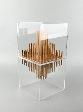 现代意式轻奢亚克力金属摆件x样板房玄关软装饰品几何空间金色摆