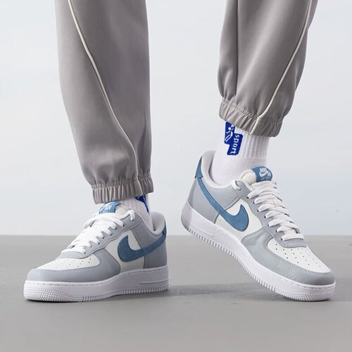 NIKE耐克AIR Force1板鞋舒适百搭运动鞋低帮板鞋经典百搭休闲板鞋 - 图1