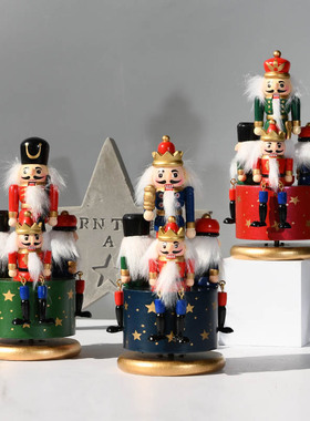 俄罗斯胡桃夹子士兵摆件s木偶木头人音乐盒八音盒可爱儿童生日礼