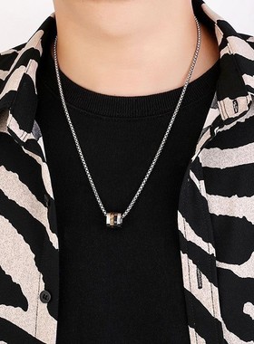 男士小蛮腰项链潮牌百搭钛钢吊坠