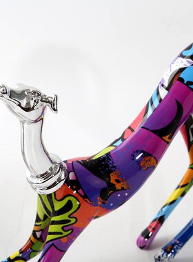 彩色动物狗杜宾j犬欧美创意摆件现代家居办公装饰品树脂工艺品摆