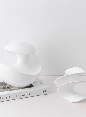 现代北欧几何不规则黑白陀螺摆件软装样板间售楼S部异形装饰品配