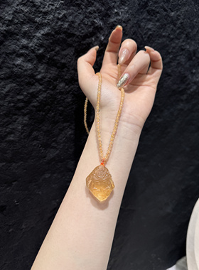 巴西黄水晶九尾狐狸牌仙坐莲吊坠天然发晶珠链寓意招财 平安 祈福