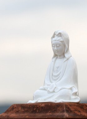 德化白瓷观音菩萨佛像 汽车摆件车载装饰品 创意陶瓷家居摆件精品
