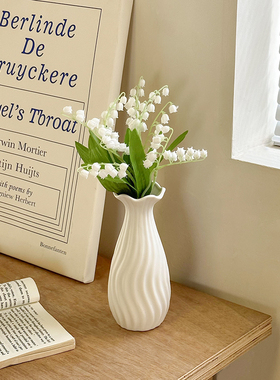 新品白色陶瓷花瓶花盆水养北欧现代创意家居客厅餐W厅干花插花装