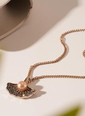 MaisonCleo复古镶钻银杏叶项链