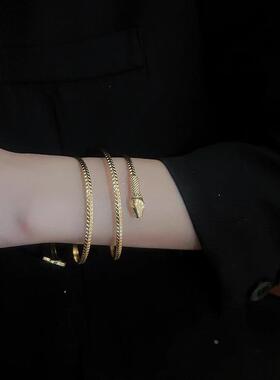 MaisonCleo蛇形多层手镯女2026年新款爆款手链小众复古精致夏季