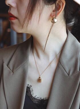 MaisonCleo香水瓶锁骨项链百搭