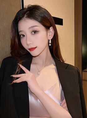 MaisonCleo螺旋珍珠显瘦锁骨链