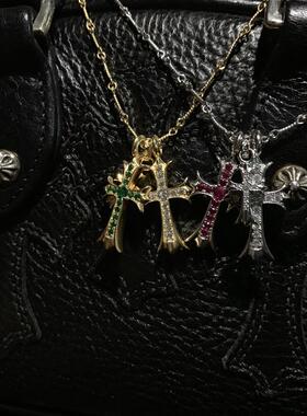 MaisonCleo时髦镶钻十字架项链