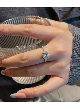 S925纯银四爪方糖锆石戒指女高级感闪钻时尚通勤轻奢百搭气质指环