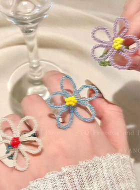 夏日多巴胺彩色花朵串珠戒指女小众独特甜美可爱百搭指环2024新款