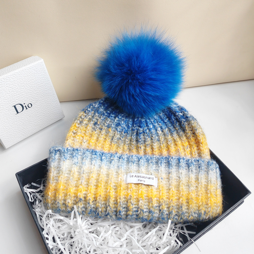 冰岛渐变糖果色羊毛混纺针织帽女秋冬保暖护耳显小脸狐狸毛球帽潮,淘宝优惠券,粉丝福利购,淘宝优惠卷