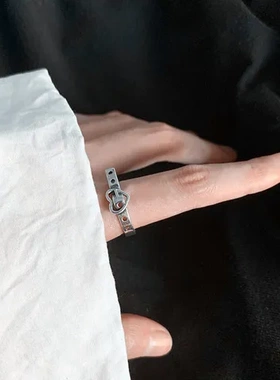 爱心戒指可调节女皮带扣小众时尚食指戒指环个性百搭开口设计感