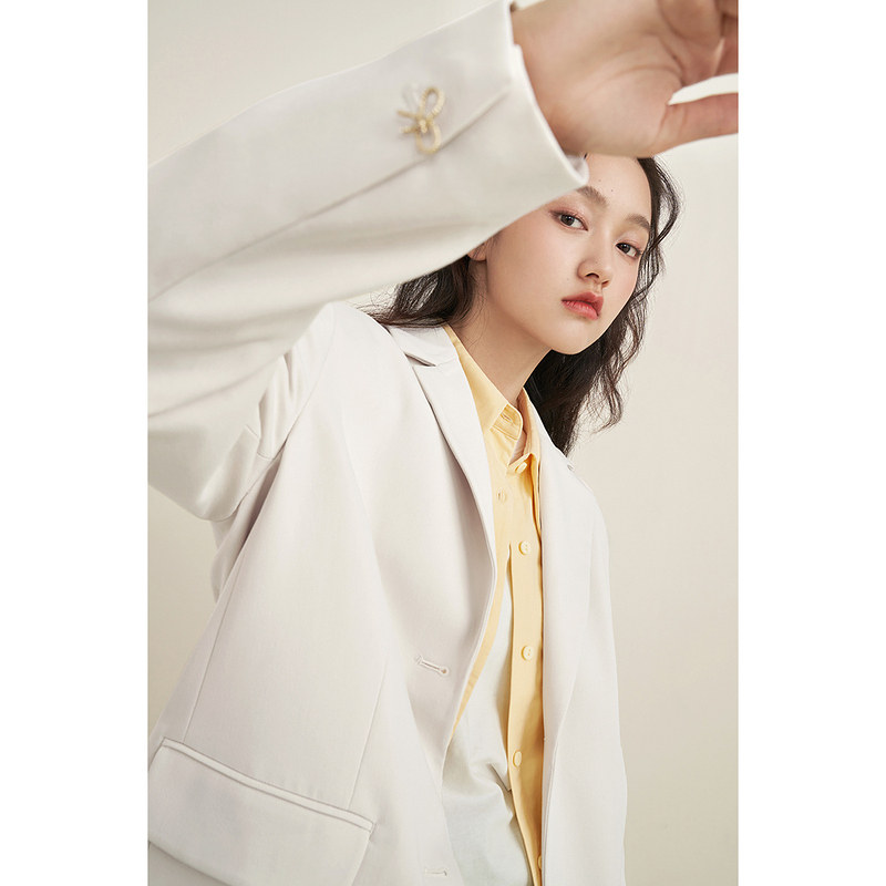 茵曼西装外套2022年早春季新款宽松 茵曼一零一度西装