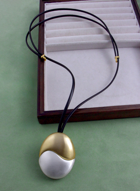 金银太极金属拉丝吊坠项链毛衣链